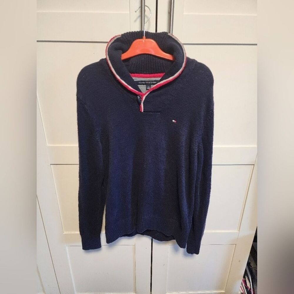 Tommy Hilfiger Men’s Quarter Zip Pullover Sweater Navy Blue Red Trim Size Medium